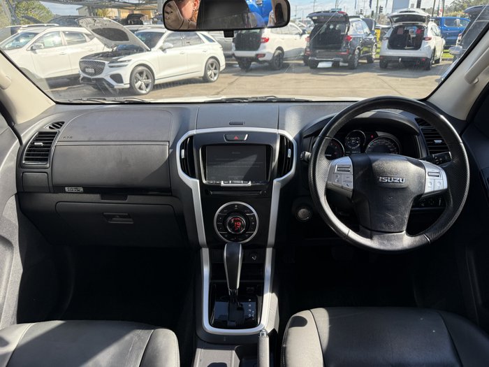 2021 Isuzu MU-X LS-T MY21 Mineral White
