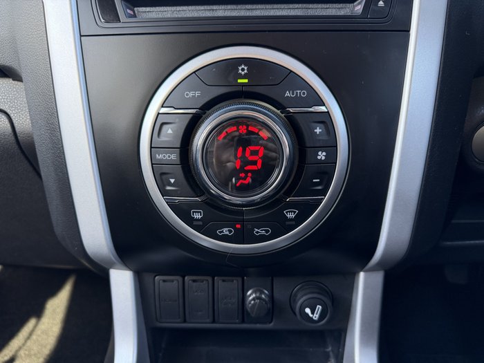 2021 Isuzu MU-X LS-T MY21 Mineral White