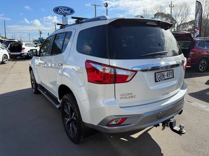 2021 Isuzu MU-X LS-T