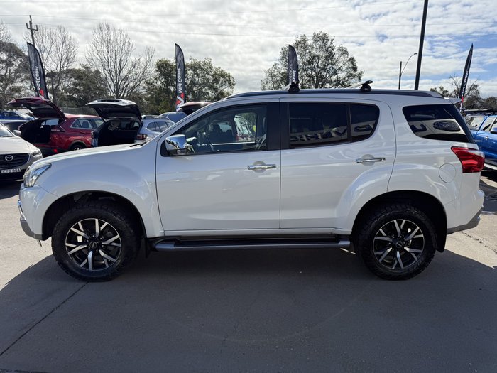 2021 Isuzu MU-X LS-T MY21 Mineral White