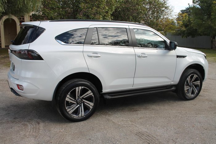 2025 Isuzu MU-X LS-T