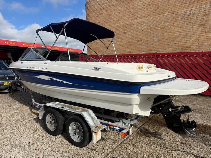 2005 Bayliner 195 BOWRIDER