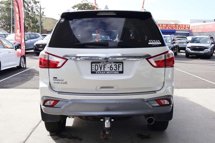 2017 Isuzu MU-X LS-T