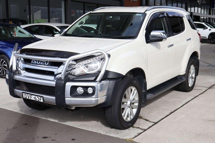 2017 Isuzu MU-X LS-T