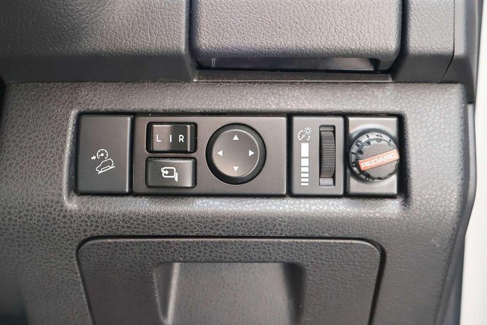 2017 Isuzu MU-X LS-T