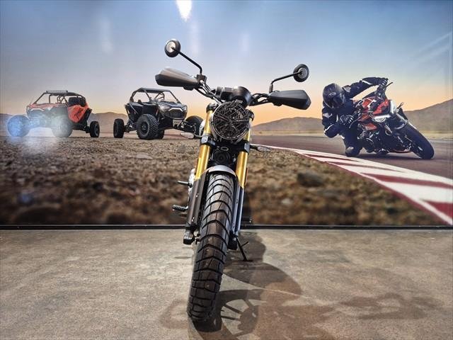 2025 Triumph Scrambler 400 X