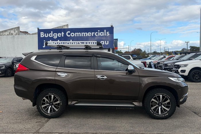 2016 Mitsubishi Pajero Sport Exceed