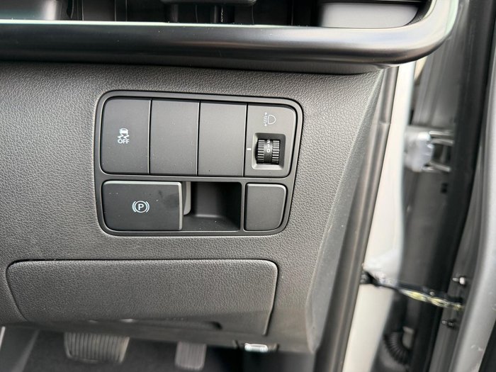 2026 Hyundai STARIA LOAD