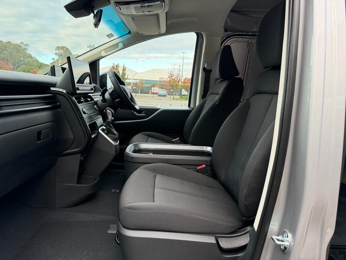 2026 Hyundai STARIA LOAD