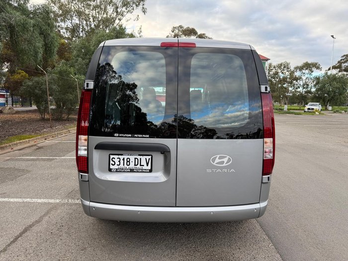 2026 Hyundai STARIA LOAD