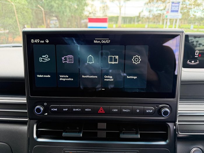 2026 Hyundai STARIA LOAD