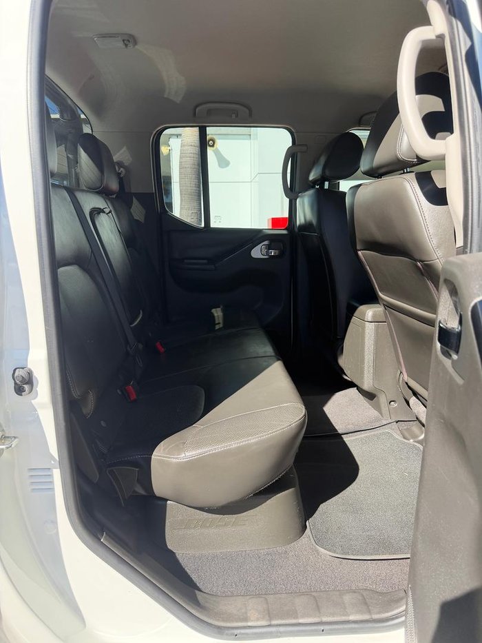 2012 Nissan Navara ST-X 550 D40 Series 5 4X4 Dual Range Arctic White