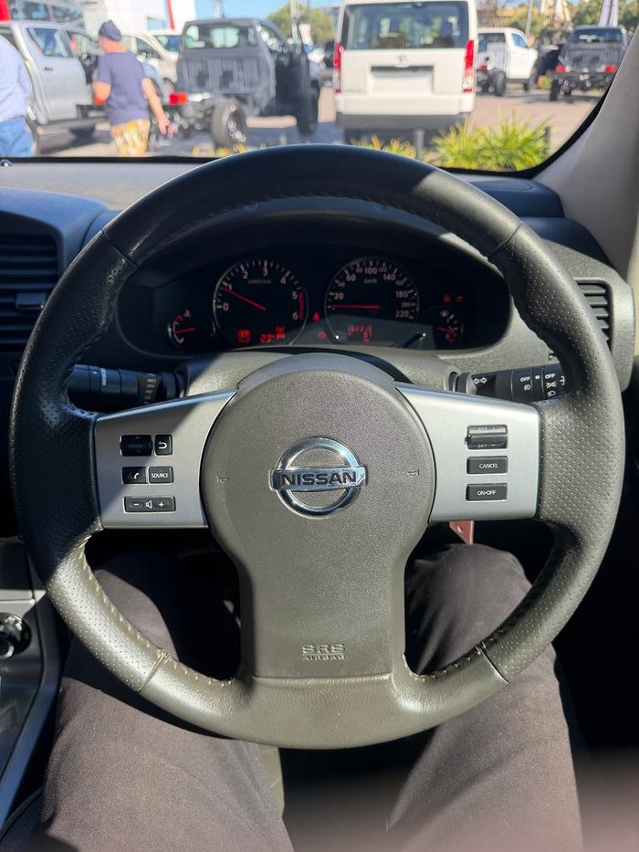 2012 Nissan Navara ST-X 550 D40 Series 5 4X4 Dual Range Arctic White
