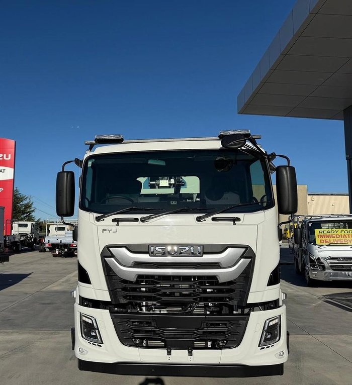 2026 Isuzu F Series FYJ 320-355 AT R67