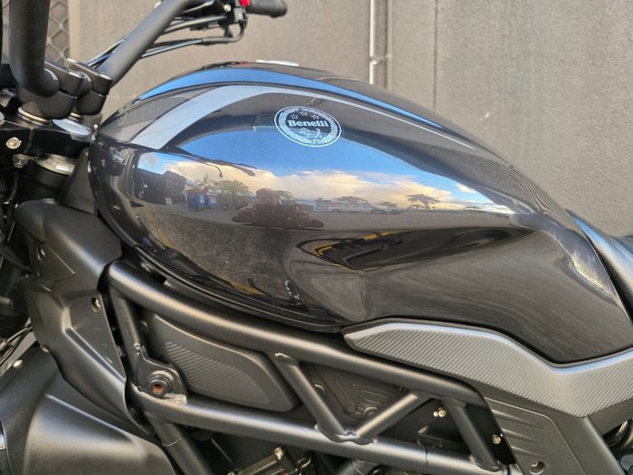 2021 Benelli 502C GREY