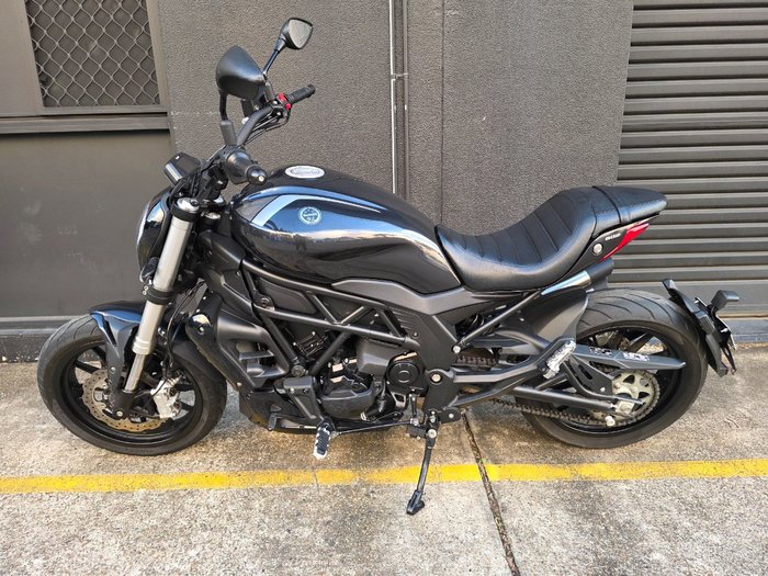 2021 Benelli 502C GREY