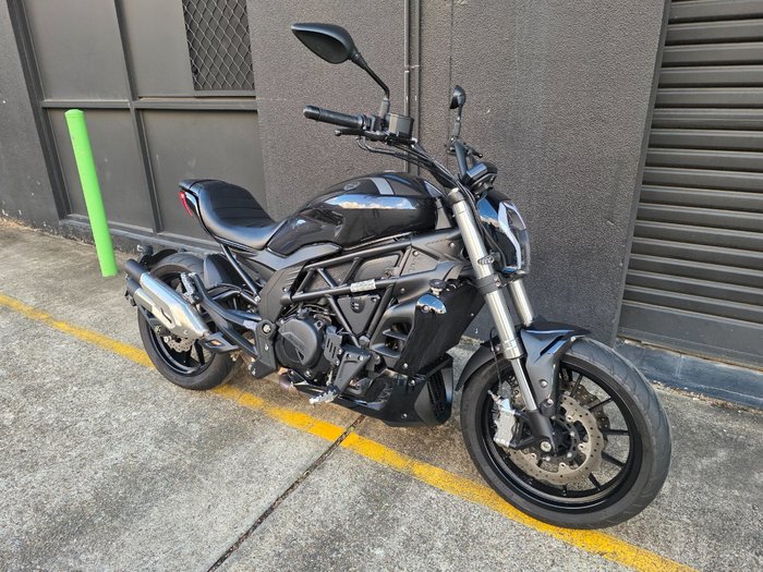 2021 Benelli 502C GREY