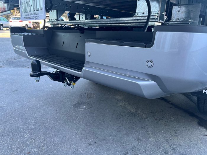 2025 Mitsubishi Triton GLS