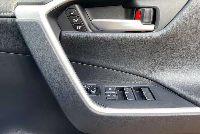 2020 Toyota RAV4 Cruiser