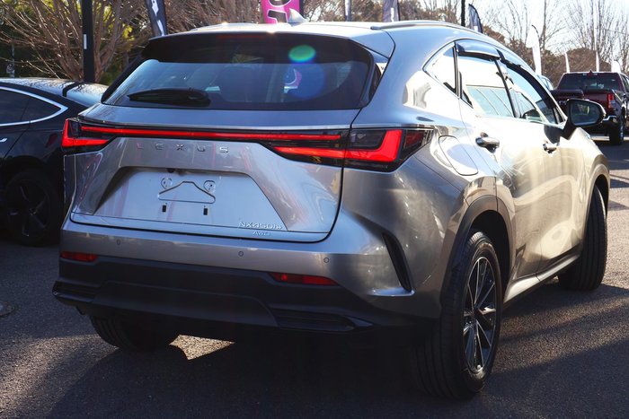 2025 Lexus NX 450h+ Luxury