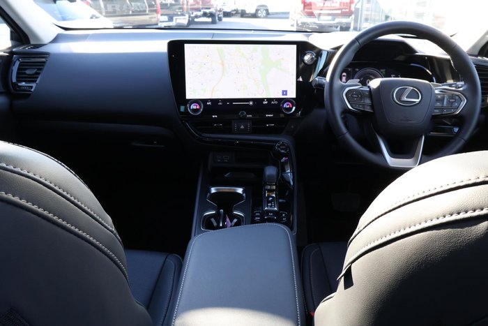 2025 Lexus NX 450h+ Luxury