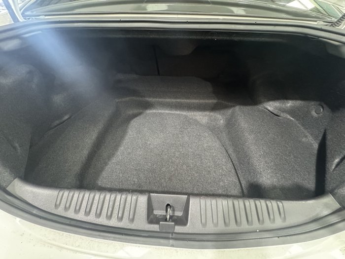 2016 Ford Falcon XR8 Sprint FG X Winter White