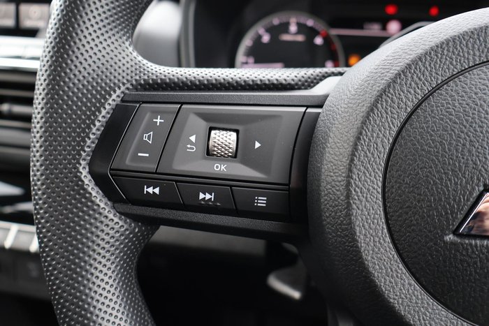 2026 Mitsubishi Triton GLX