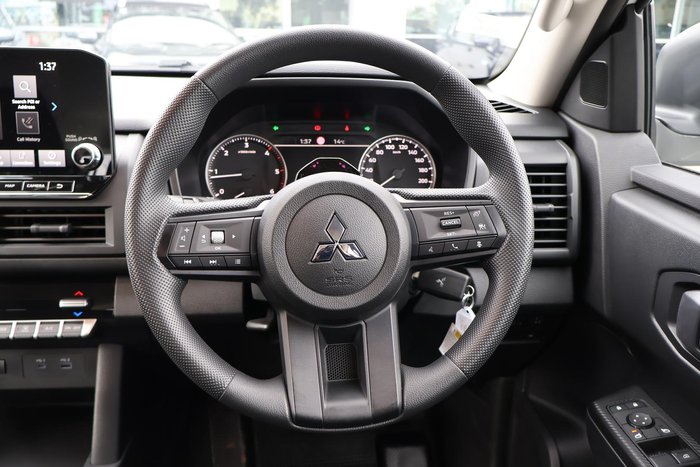 2026 Mitsubishi Triton GLX