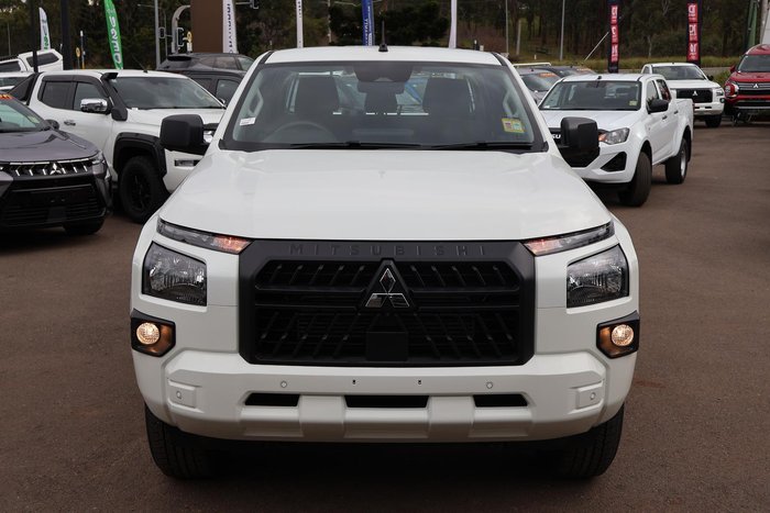 2026 Mitsubishi Triton GLX