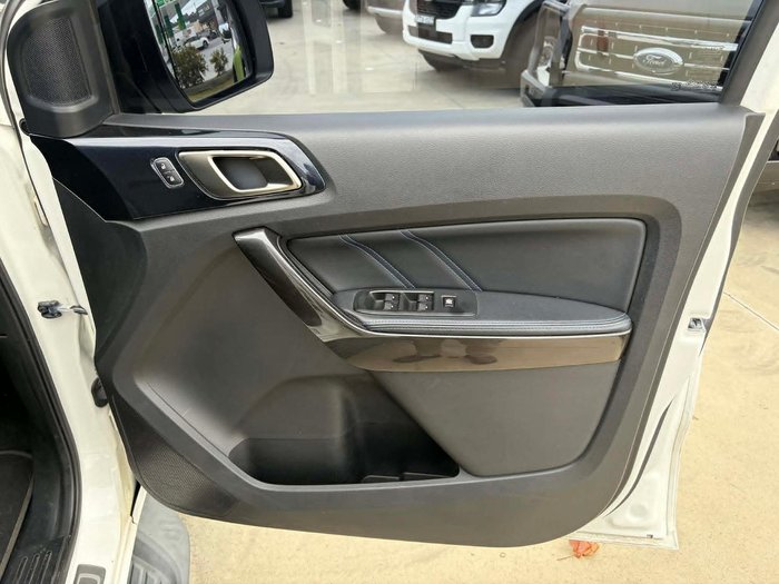 2020 Ford Everest Sport