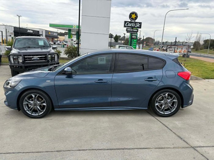 2020 Ford Focus ST-Line