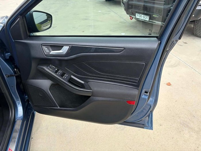 2020 Ford Focus ST-Line