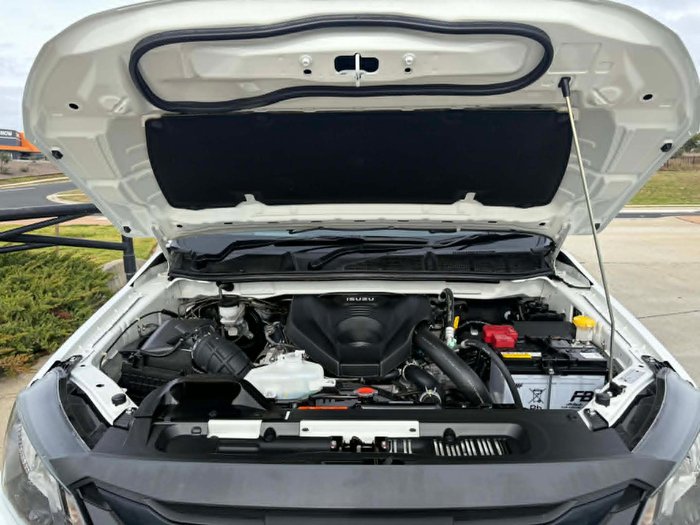 2025 Isuzu D-MAX SX