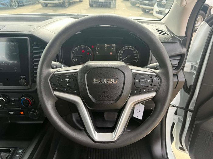2025 Isuzu D-MAX SX
