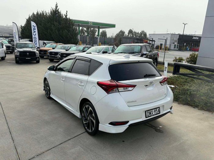 2016 Toyota Corolla ZR