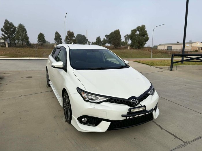 2016 Toyota Corolla ZR