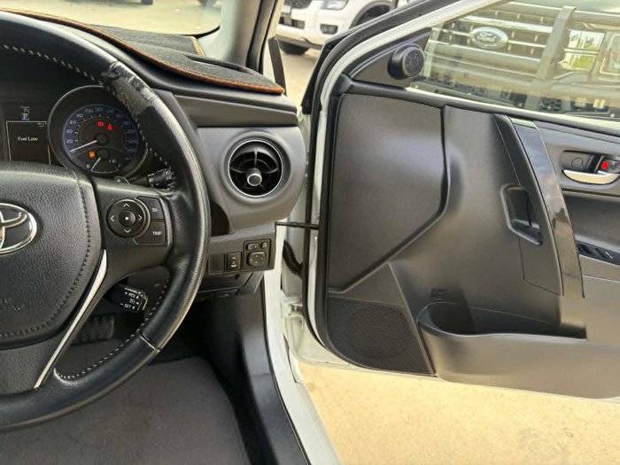 2016 Toyota Corolla ZR