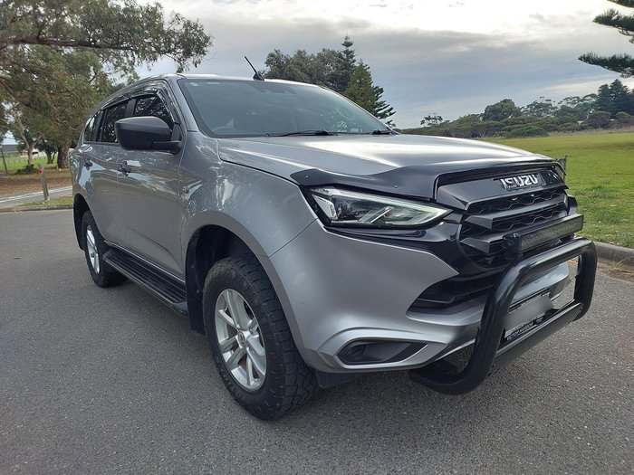 2022 Isuzu MU-X