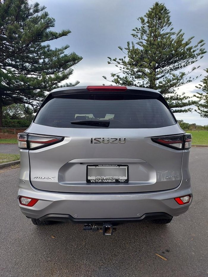 2022 Isuzu MU-X LS-M