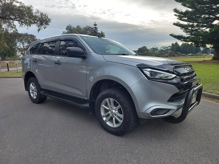 2022 Isuzu MU-X LS-M