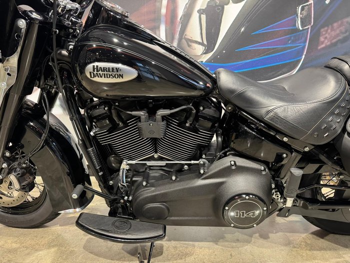 2023 Harley-Davidson Heritage Classic 114 (FLHCS) Softail Black