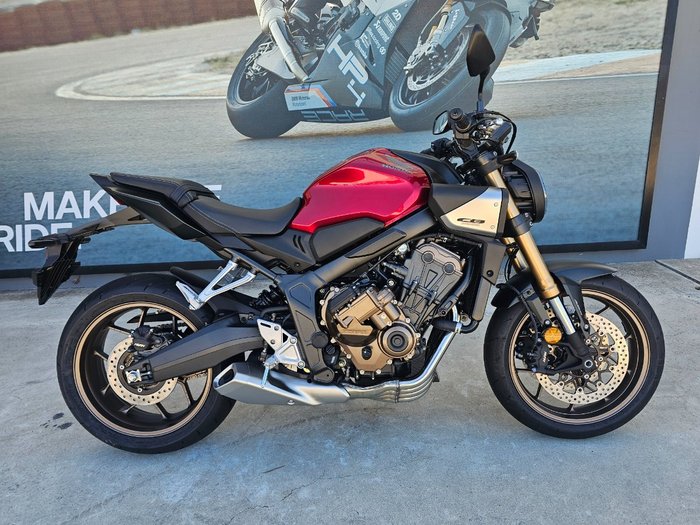 2025 Honda 2025 Honda 650CC CB650RAC SPORTS Red