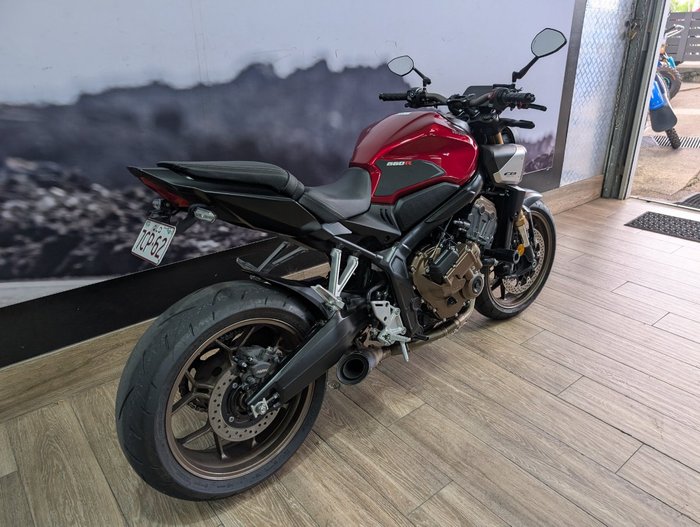 2024 Honda CB650R RED