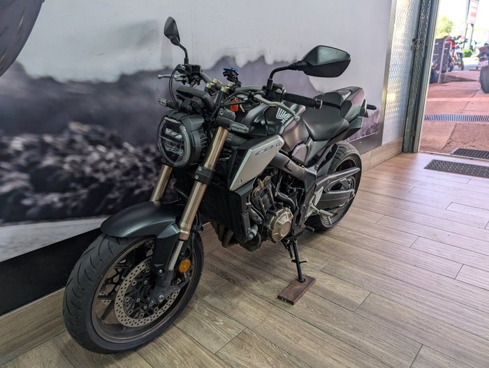 2022 Honda CB650R BLUE