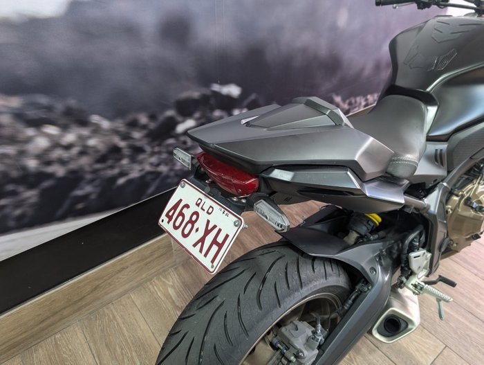 2022 Honda CB650R BLUE