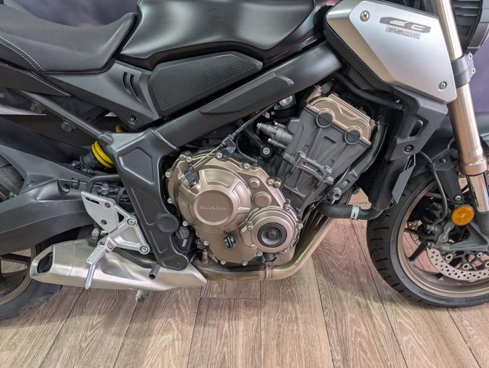 2022 Honda CB650R BLUE