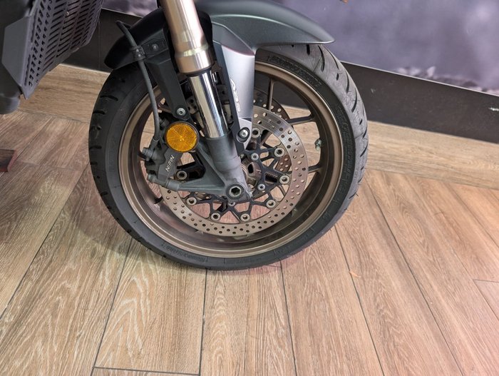 2022 Honda CB650R BLUE