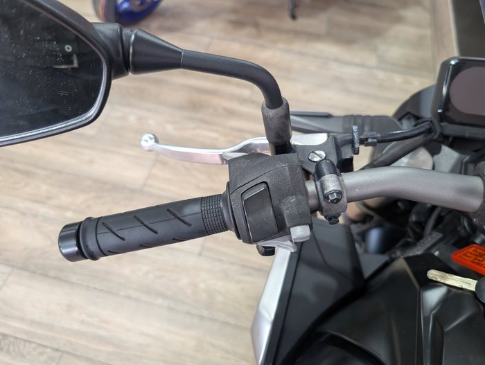 2022 Honda CB650R BLUE