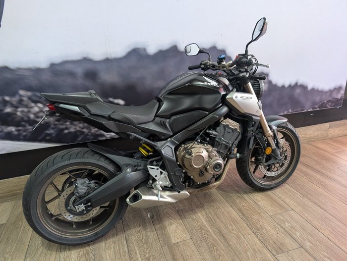 2022 Honda CB650R BLUE