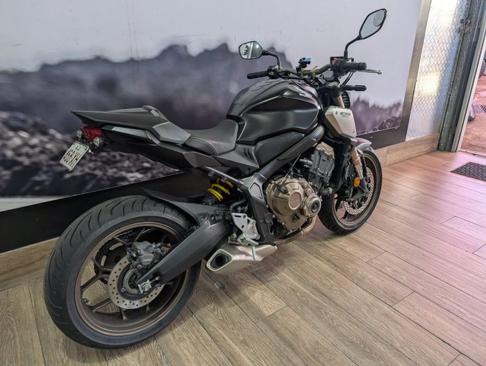 2022 Honda CB650R BLUE